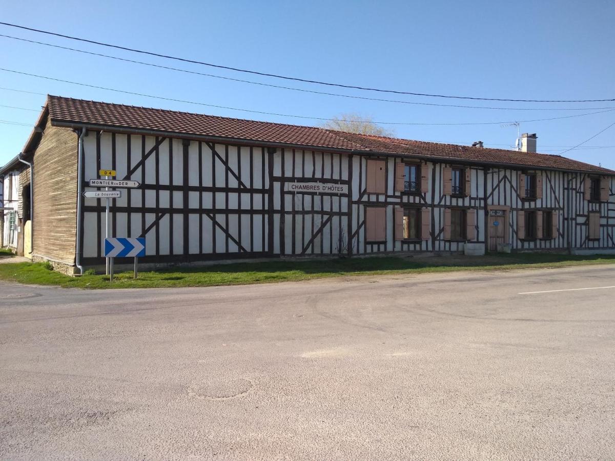 La Varniere Montier-en-Der Exterior foto